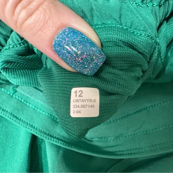 Lululemon Hotty Hot High Rise Athletic Short Cascadia Green Size 12 - Picture 8 of 8